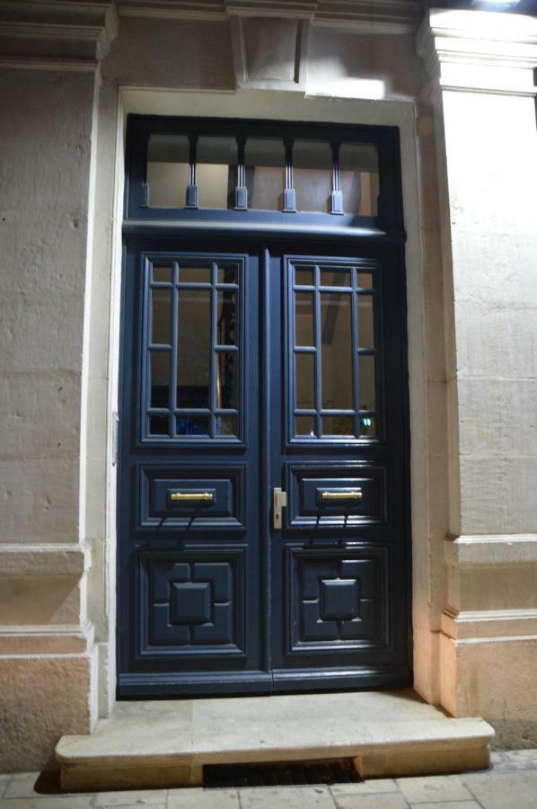 Au Coeur De Ville Troyes Buitenkant foto